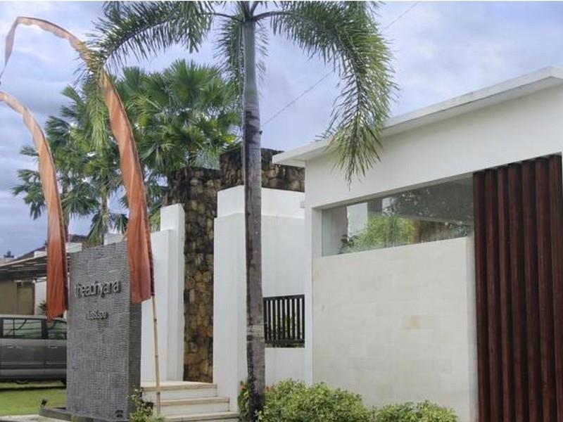 The Adnyana Villas & Spa Denpasar  Luaran gambar