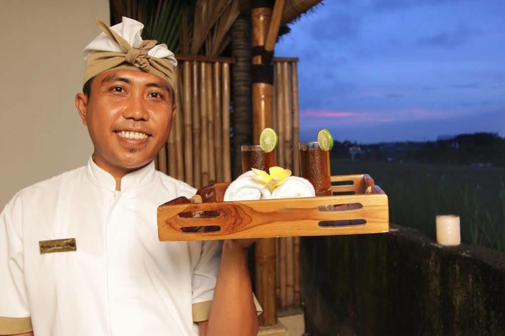 The Adnyana Villas & Spa Denpasar  Luaran gambar